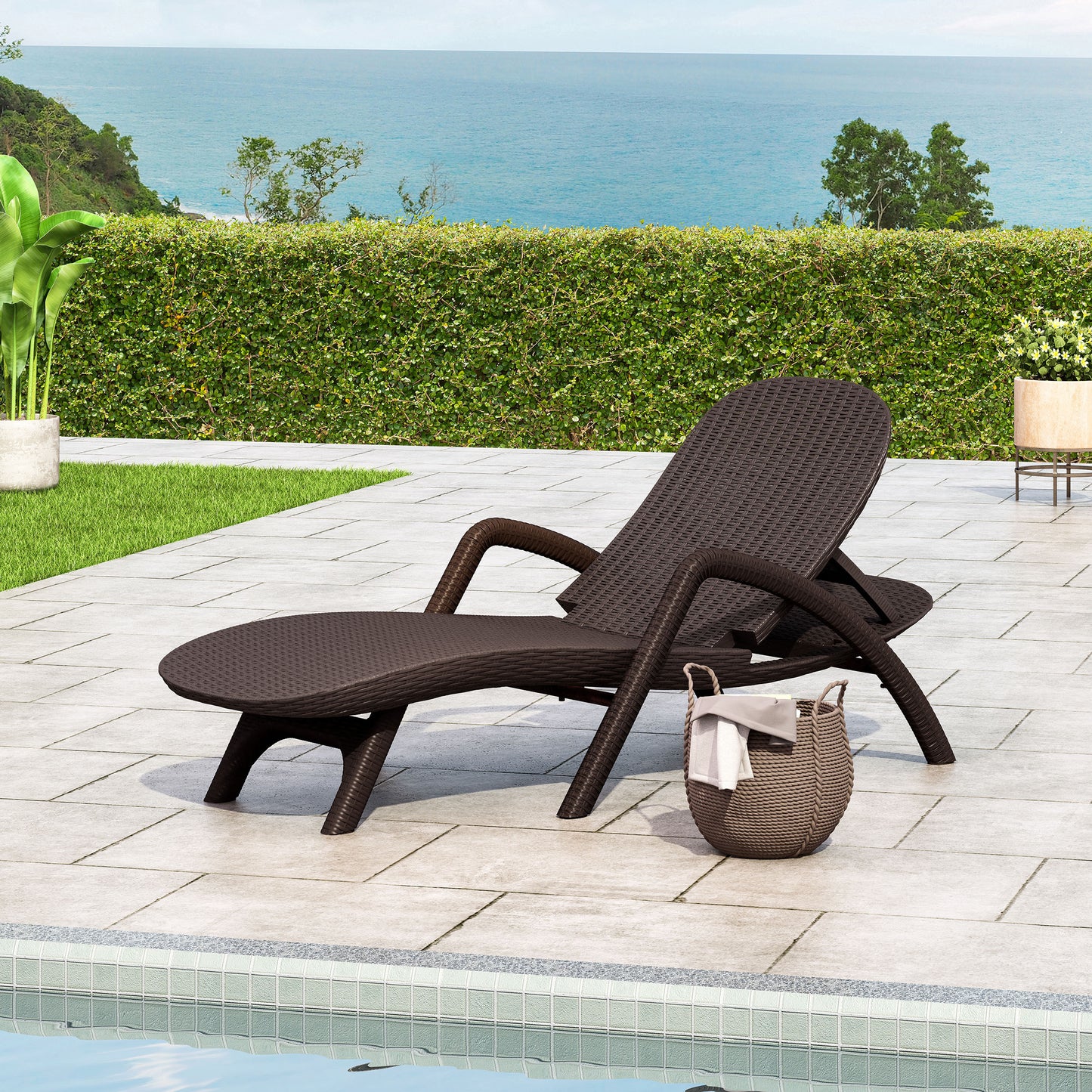 Outdoor Chaise Lounge